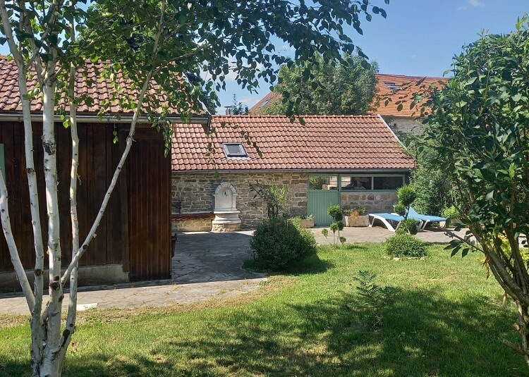 cour-du-chalet Cour du chalet